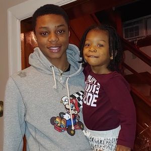 Meet your Posher, Larry